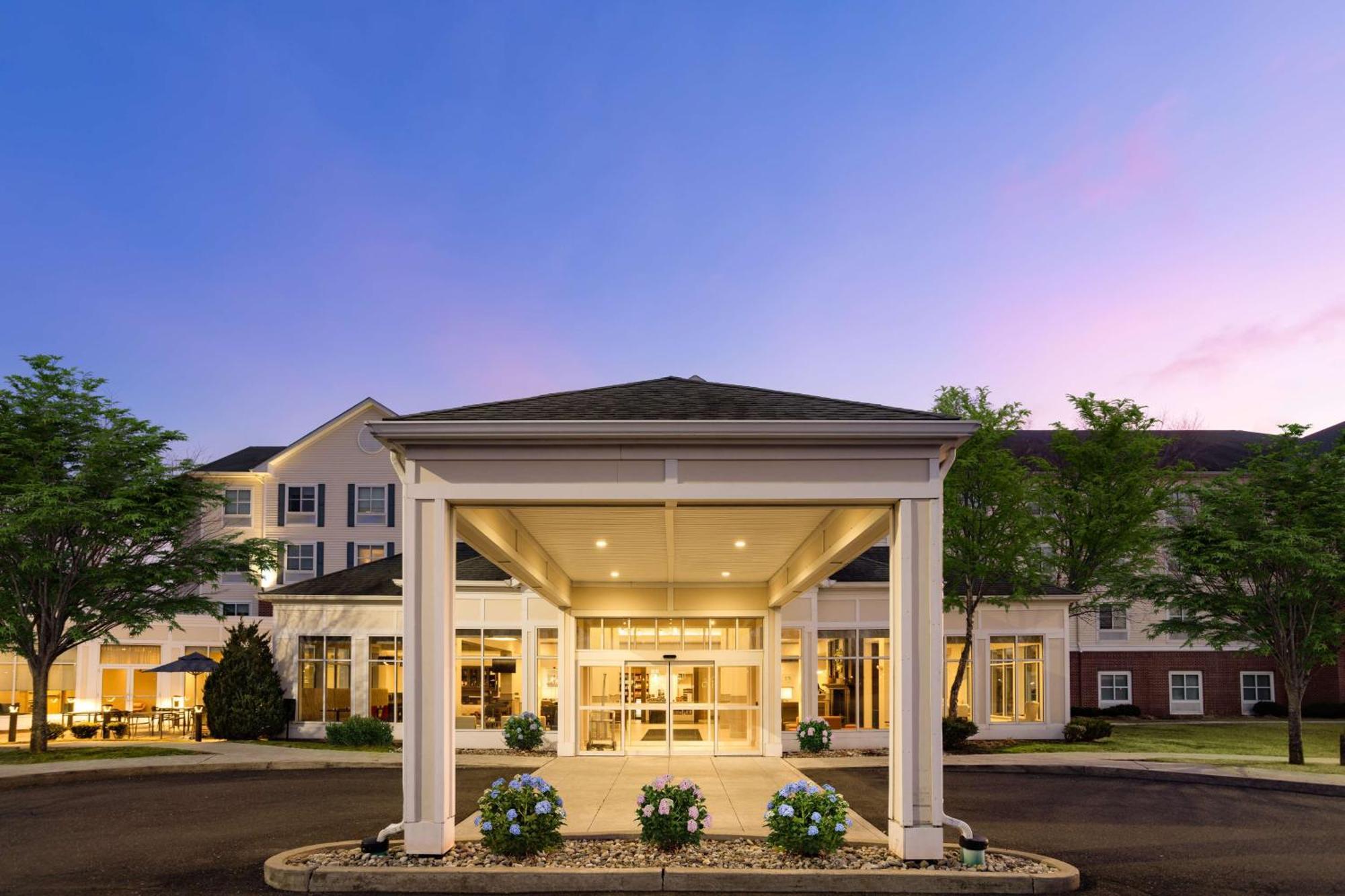 Hilton Garden Inn Milford Bagian luar foto